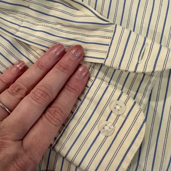 L.L. Bean Women’s Striped Dress Shirt Office Oversized SZ 16 CreamBlue Pinstripe - Picture 5 of 7